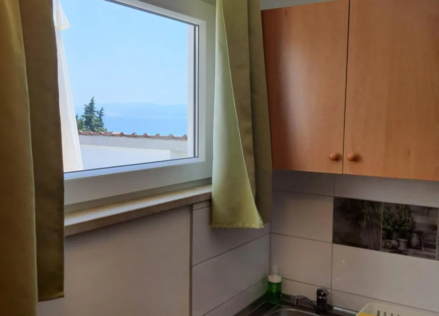 Apartments Crikvenica Megan 2 0*,